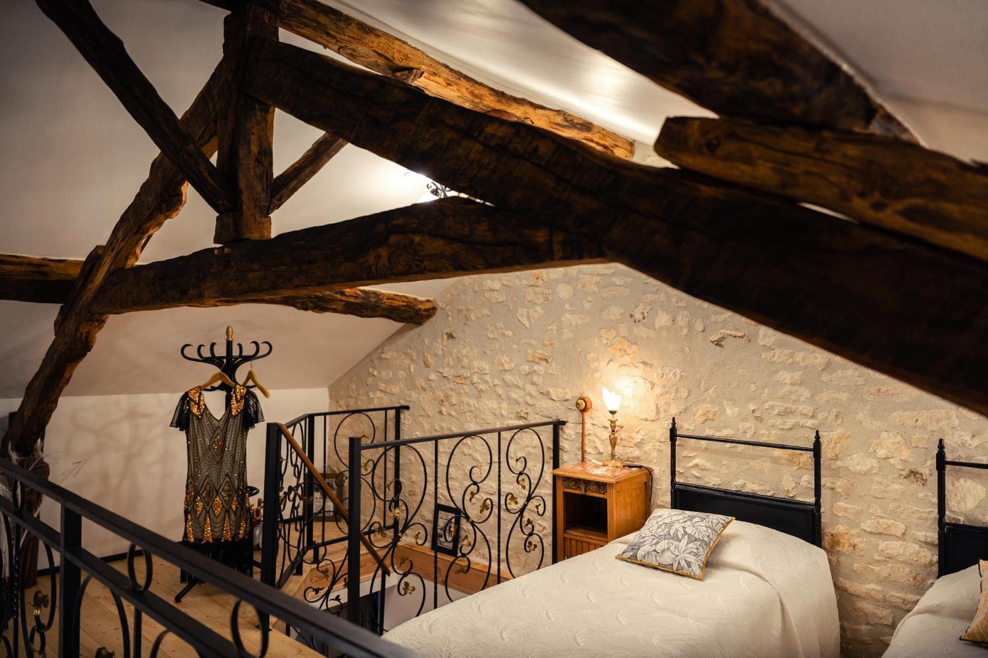 Ets Capmasil - Chambre 1920 Virac Esterno foto